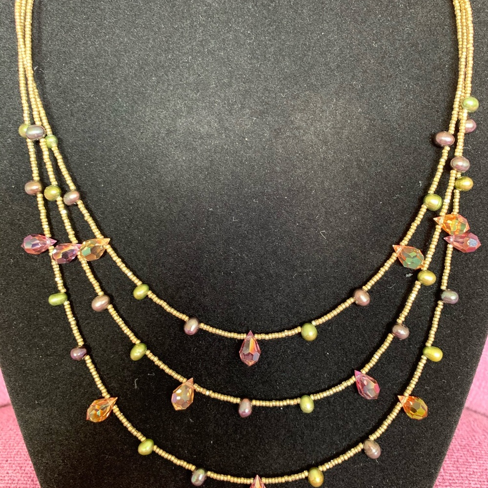 Beaded necklace - Picture 2 of 4